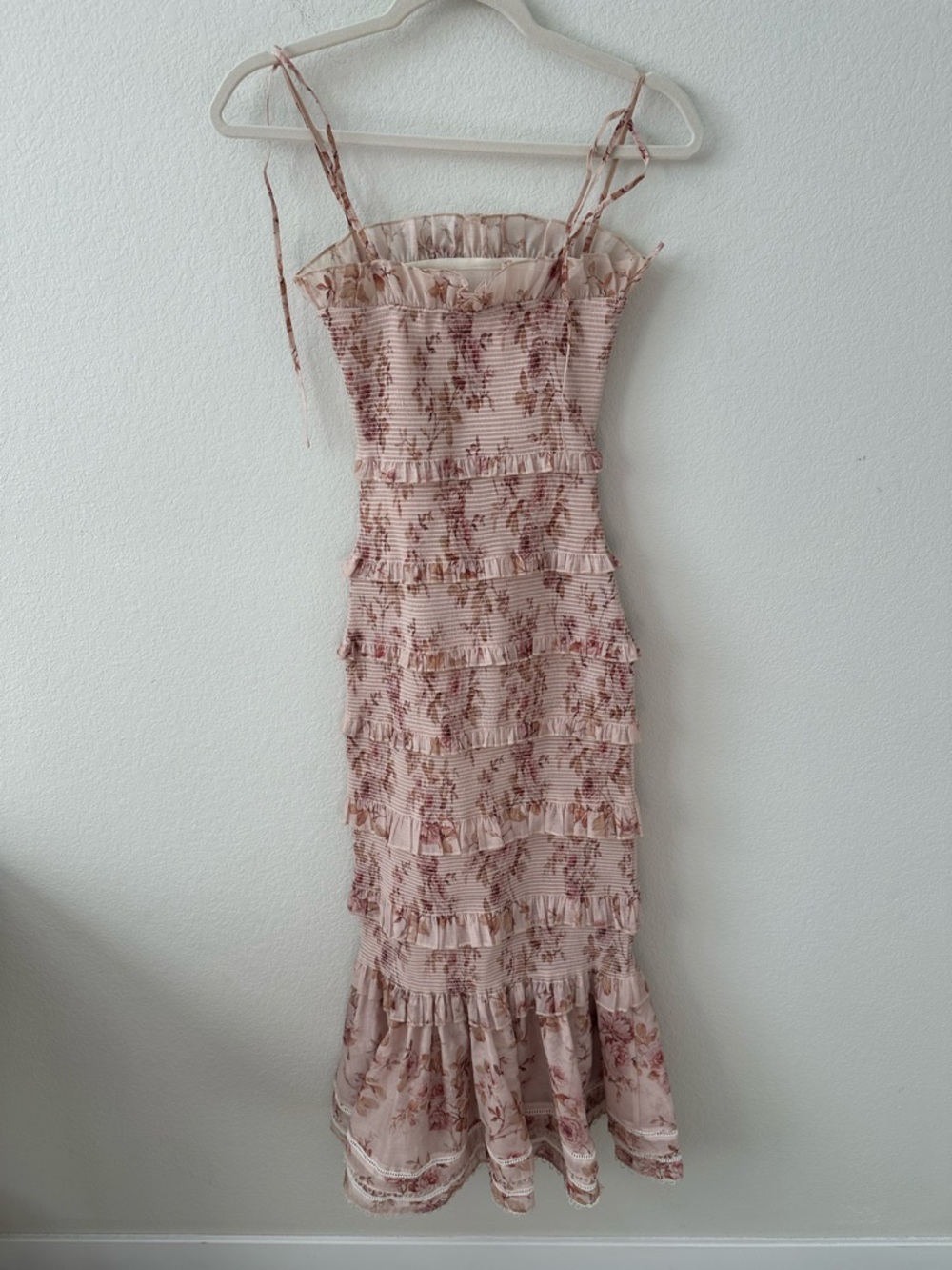 V. Chapman pink Lily Floral elastic ruched ruffle Midi Dress SZ 0 - Picture 7 of 7